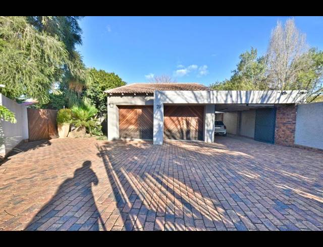 4 BEDROOM HOUSE FOR SALE IN MEYERSDAL